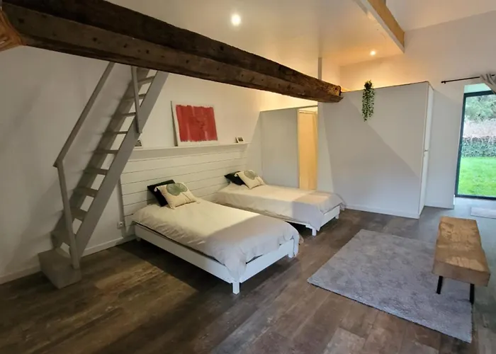 Nyaraló Le Parc 24 Private Racing Estate *