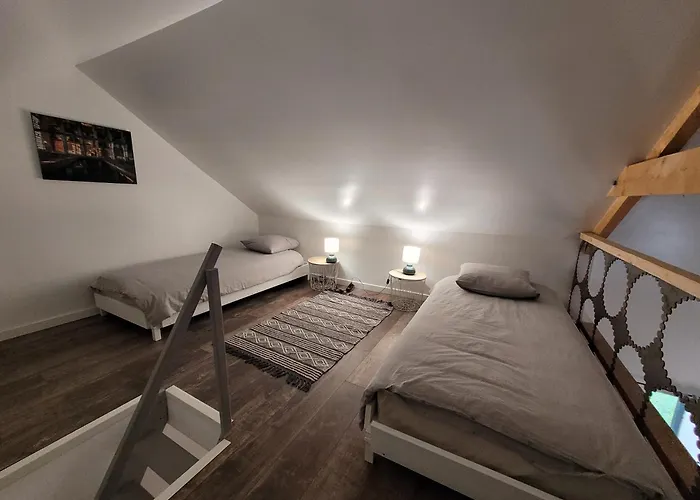 Le Parc 24 Private Racing Estate Nyaraló *