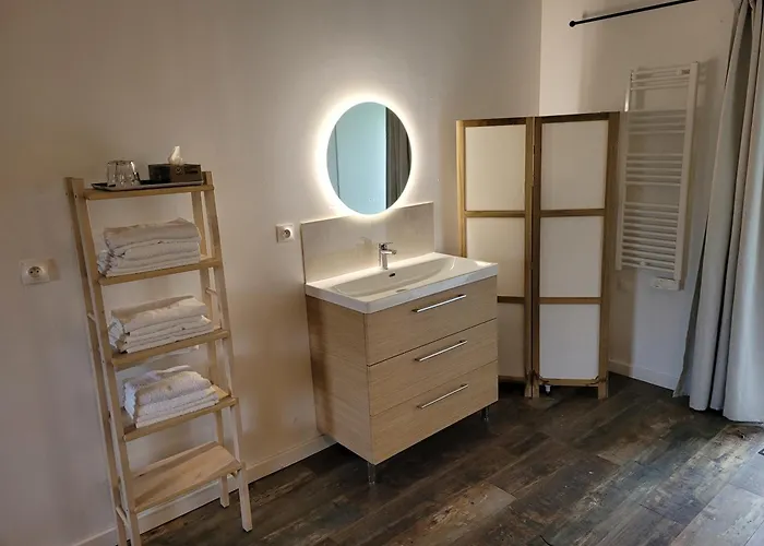 Le Parc 24 Private Racing Estate Nyaraló Changé